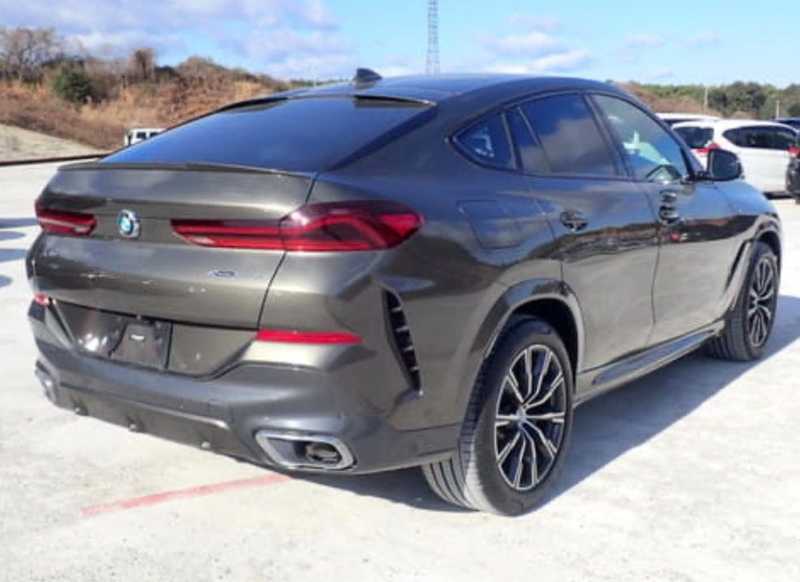2022 BMW X6 3,0L 2022 Cyprus