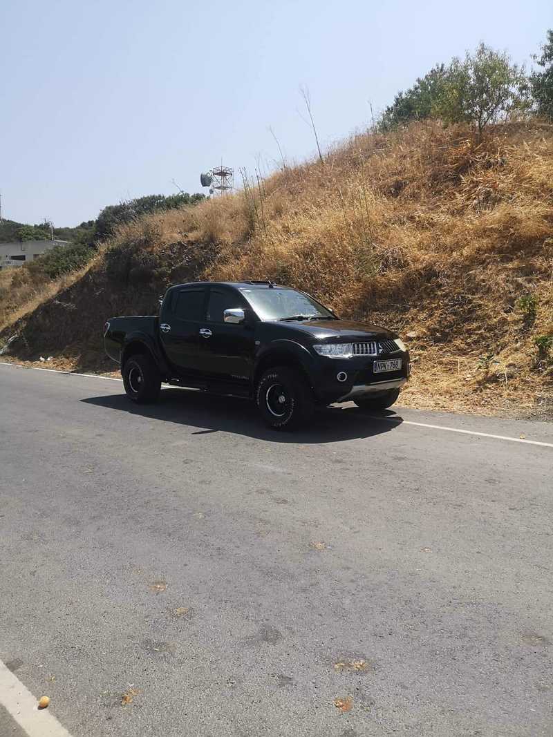 Mitsubishi L200 2,5L 2011