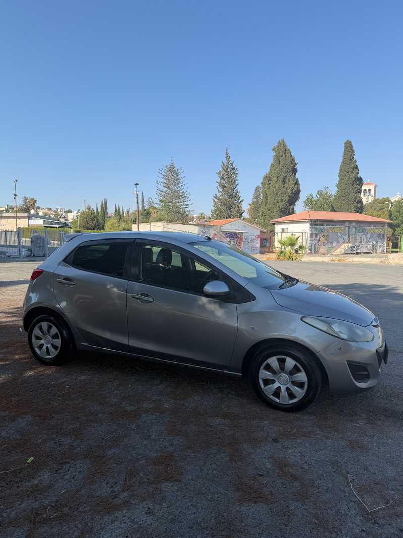 2013 Mazda Demio 1,3L 2013 Cyprus