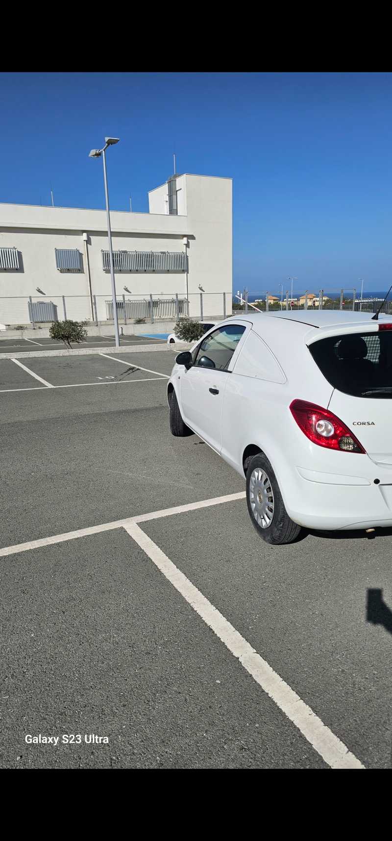 2011 Opel, Vauxhall Corsa 1,3L 2011 Cyprus
