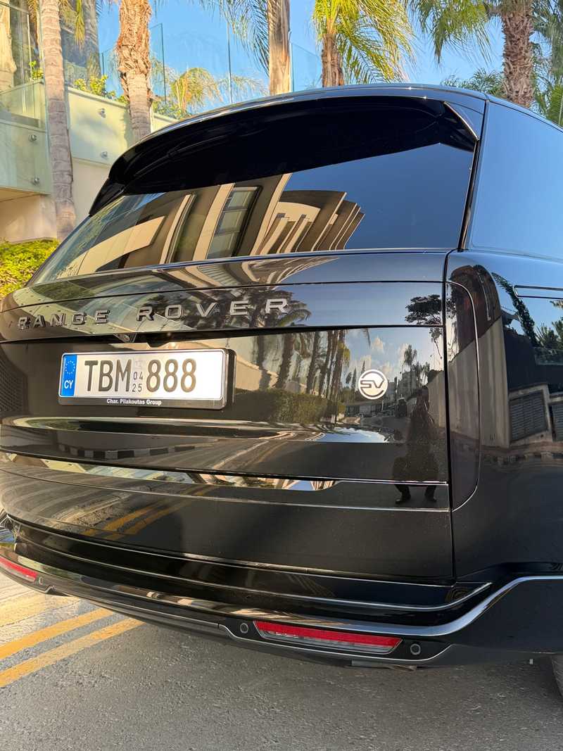 2025 Land Rover Range Rover 4,4L 2025 Cyprus
