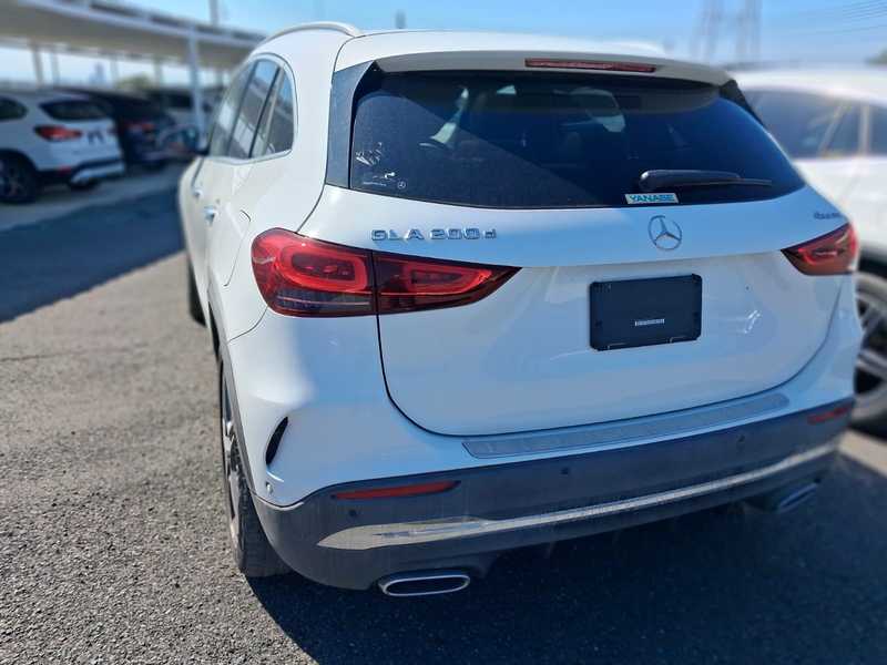 2022 Mercedes-Benz GLA-Class 2,0L 2022 Cyprus