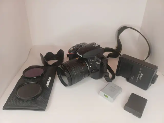 Nikon d3300 & accessories, Paphos — Paphos - Agios Pavlos