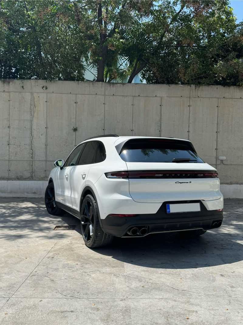 2023 Porsche Cayenne 4,0L 2023 Cyprus