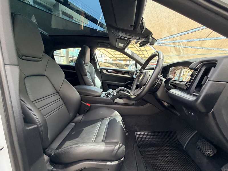 2025 Porsche Cayenne 3,0L 2025 Cyprus