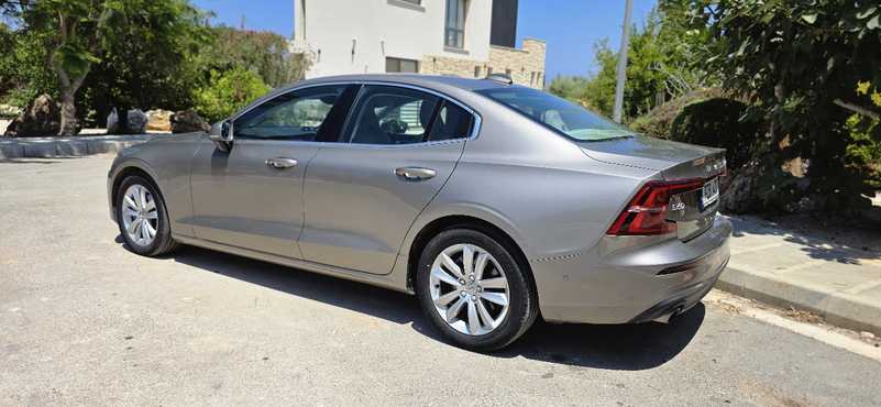 2020 Volvo S60 2,0L 2020 Cyprus