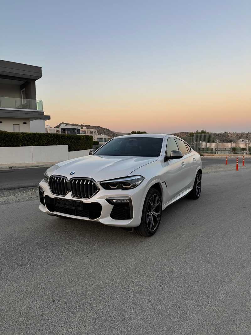 BMW X6 5,0L 2021