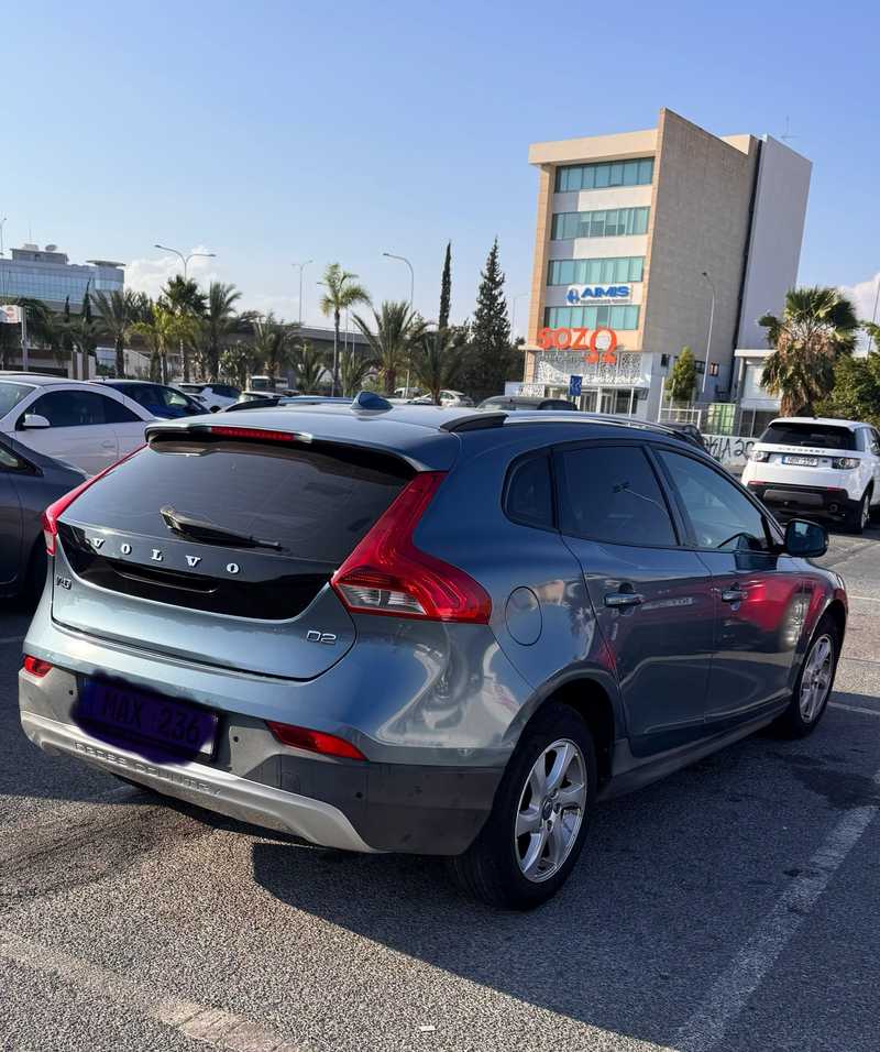 Volvo V40 1,8L 2013