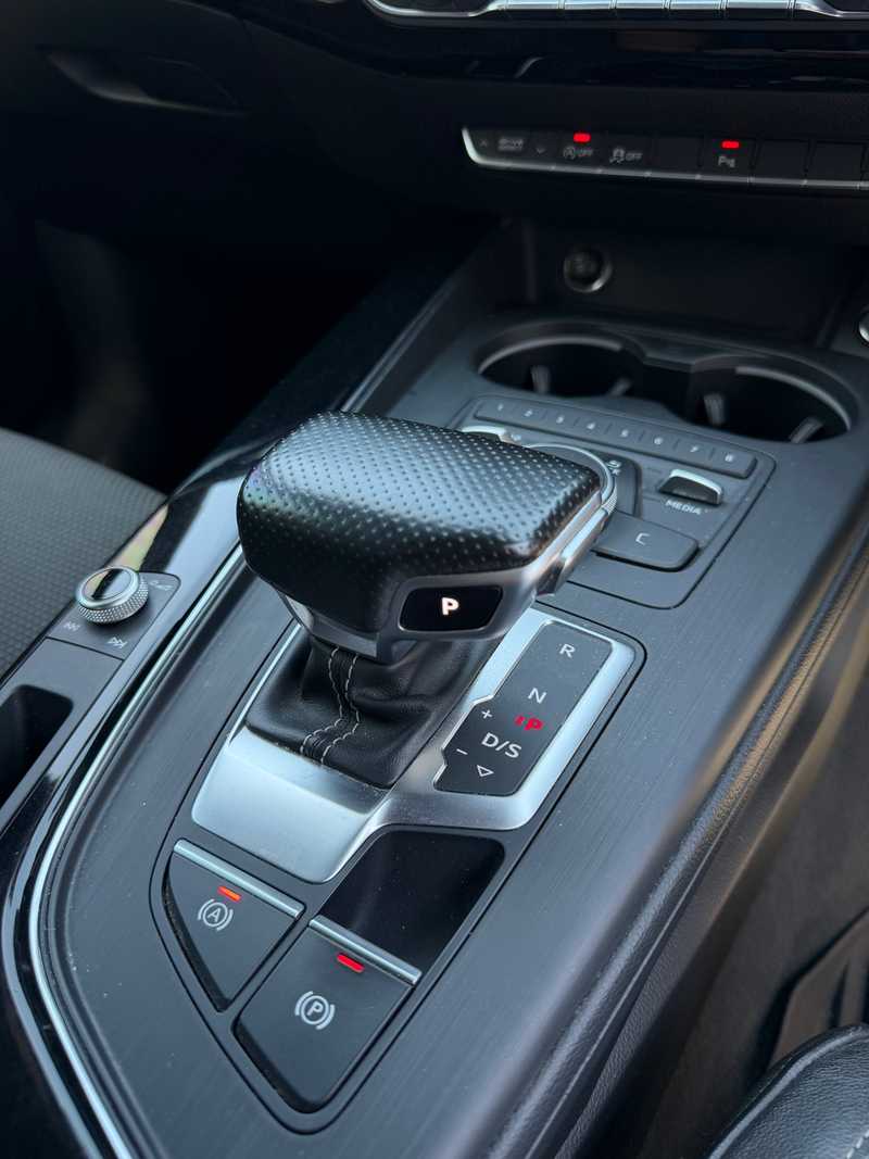 2016 Audi A4 2,0L 2016 Cyprus