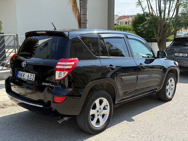 2011 Toyota RAV4 2,2L 2011 Cyprus