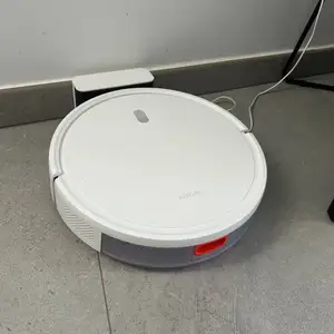 Xiaomi vacuum cleaner in perfect condition, Limassol — Limassol - Agia Zoni