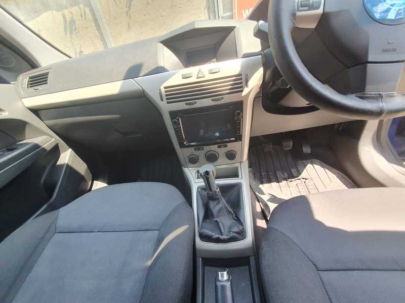 2008 Opel, Vauxhall Astra 1,3L 2008 Cyprus