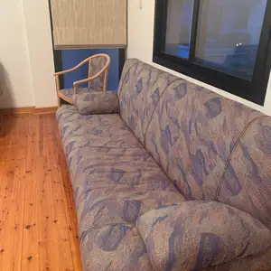 Canapé 3 places., Επαρχία Λεμεσού — Λεμεσός - Καθολική