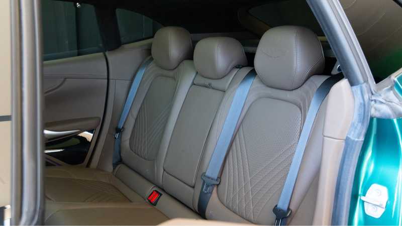 2023 Aston Martin DBX 4,0L 2023 Cyprus