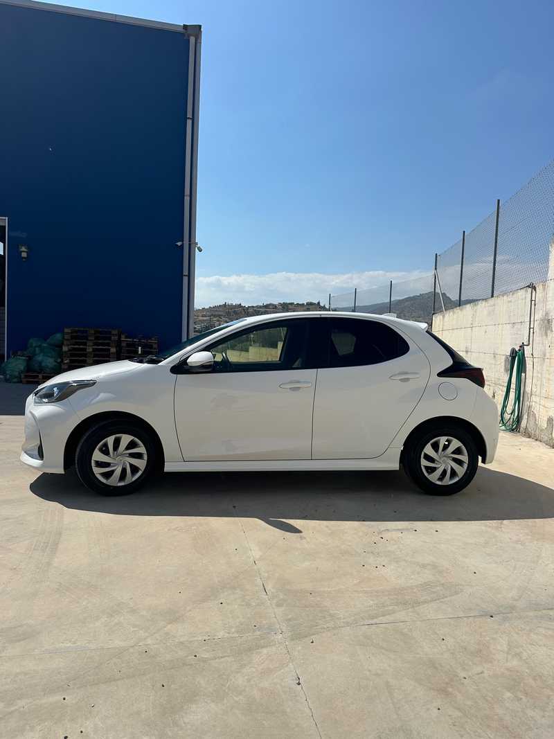 2022 Toyota Yaris 1,5L 2022 Cyprus