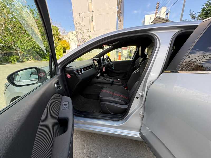 2020 Renault Clio 1,3L 2020 Cyprus