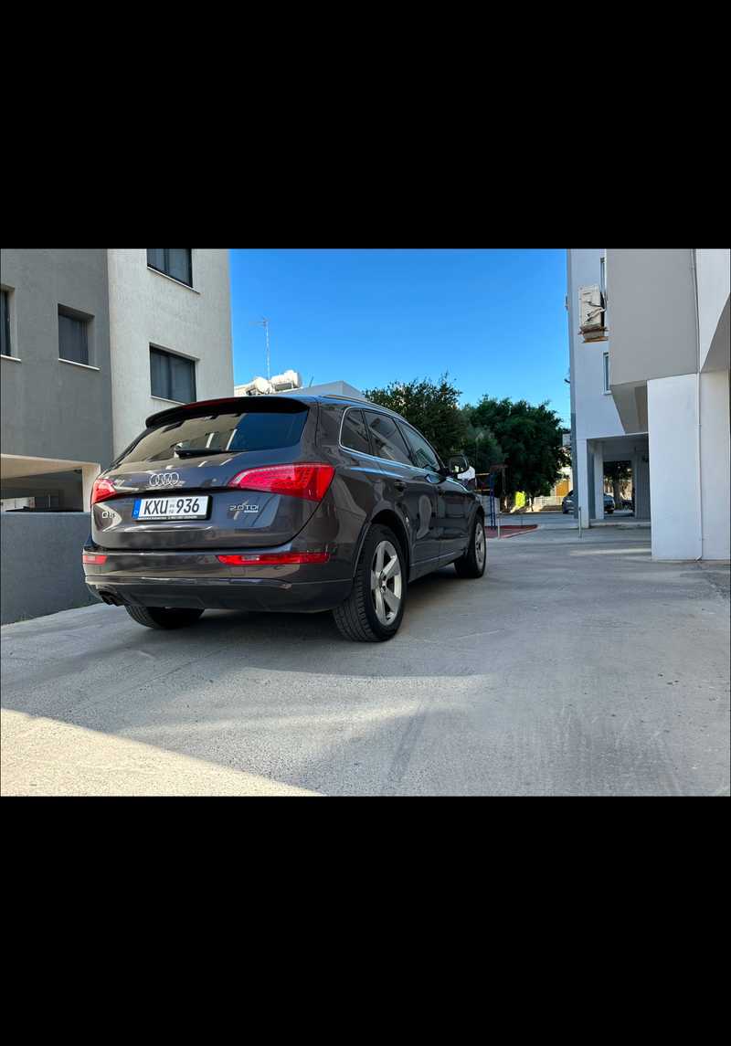 2010 Audi Q5 2,0L 2010 Cyprus