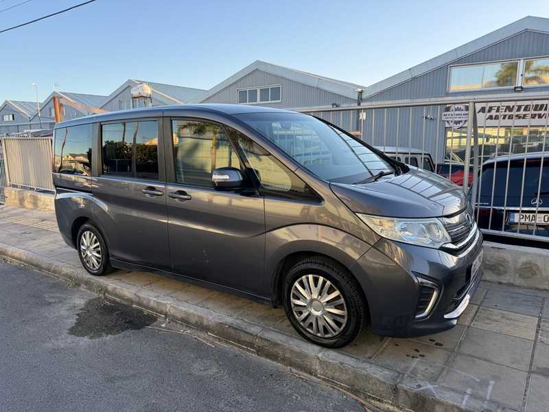 2015 Honda Stepwagon 1,5L 2015 Cyprus
