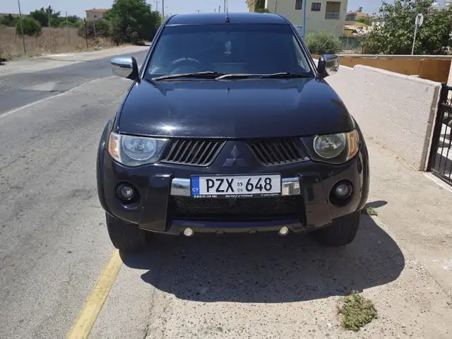 Mitsubishi L200