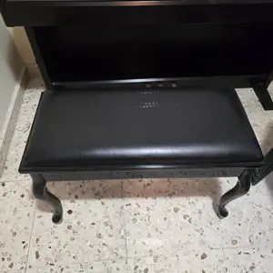 Piano classic type chair, Επαρχία Πάφου — Πάφος - Κάτω Πάφος