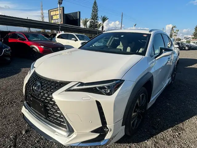 Lexus UX