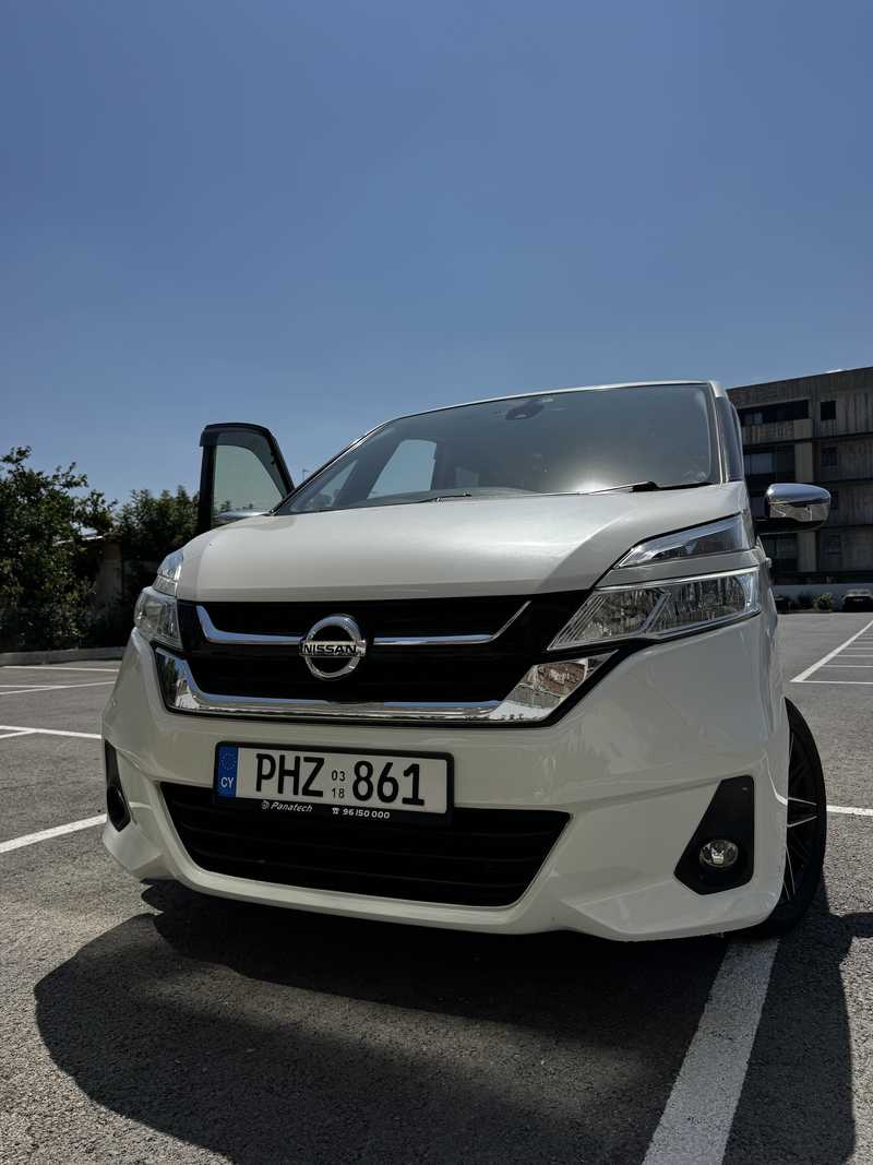 Nissan Serena 2,0L 2018