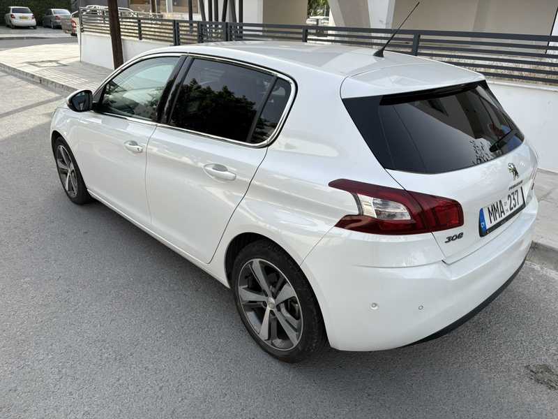 2017 Peugeot 308 1,6L 2017 Cyprus
