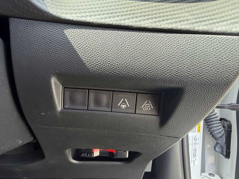 2022 Peugeot 2008 1,5L 2022 Cyprus
