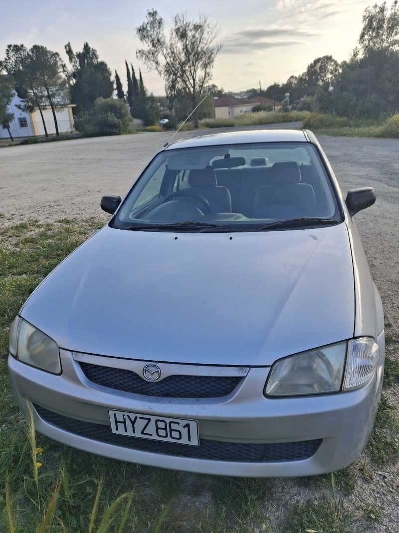 Mazda Familia 1,4L 1999