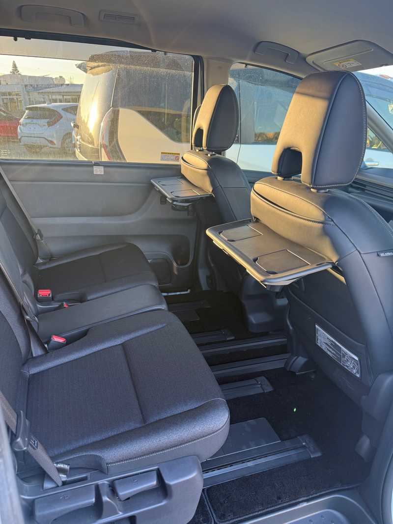 2024 Nissan Serena 2,0L 2024 Cyprus