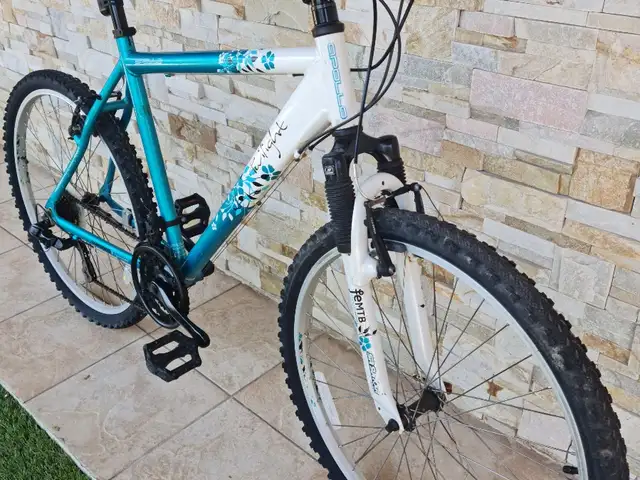 Apollo Mountain bike 20 lightweight frame and 26 wheels with 21 speed system, Limassol — Trachoni Lemesou