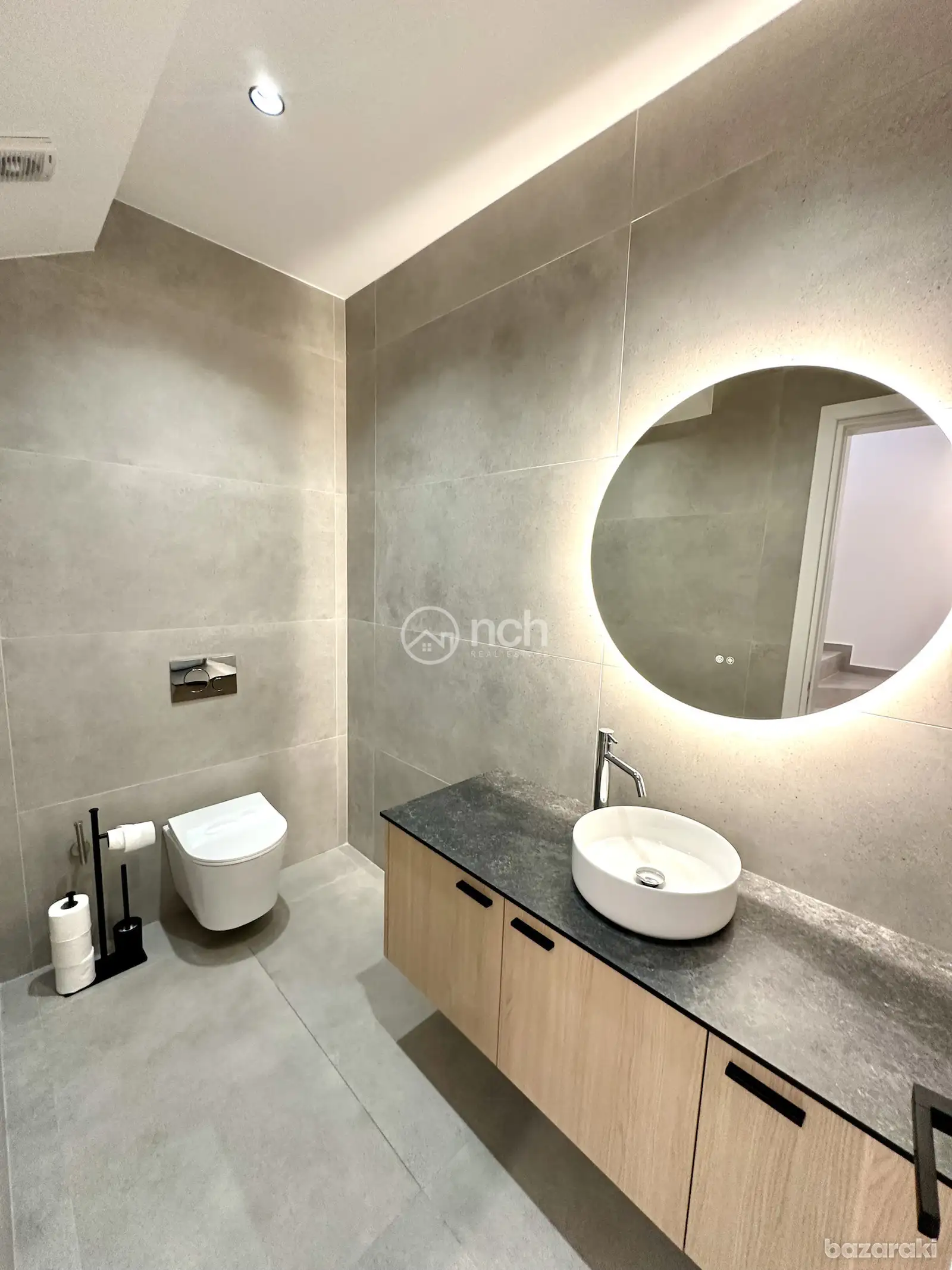 House, 3 bedrooms — 12