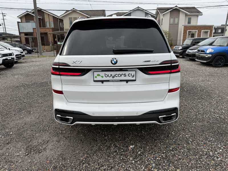 2025 BMW X7 3,0L 2025 Cyprus
