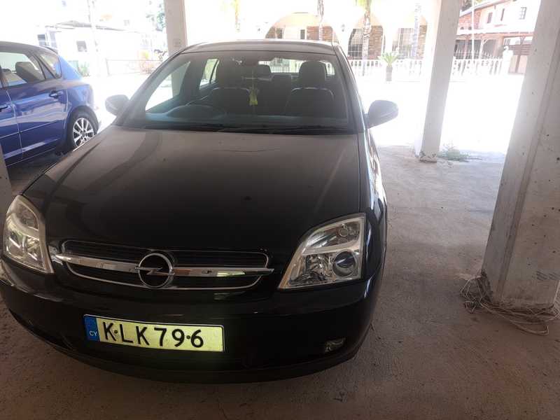 2005 Opel, Vauxhall Vectra 2,2L 2005 Cyprus