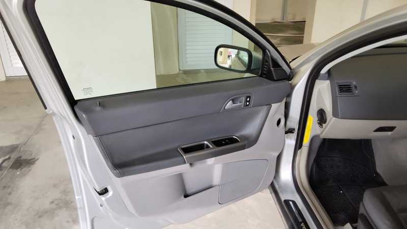 2005 Volvo S40 1,6L 2005 Cyprus