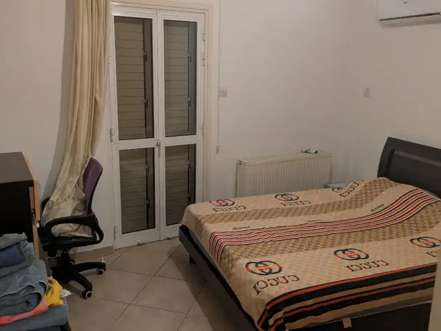German citizen looking for a flatmate / flatshare Paphos, Επαρχία Πάφου — Universal