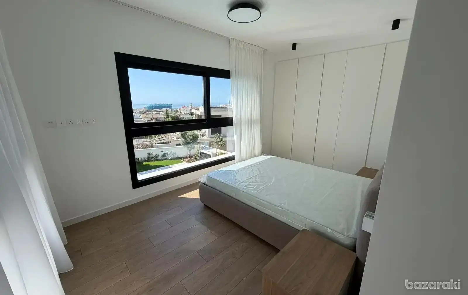 Villa, 5 bedrooms — 11