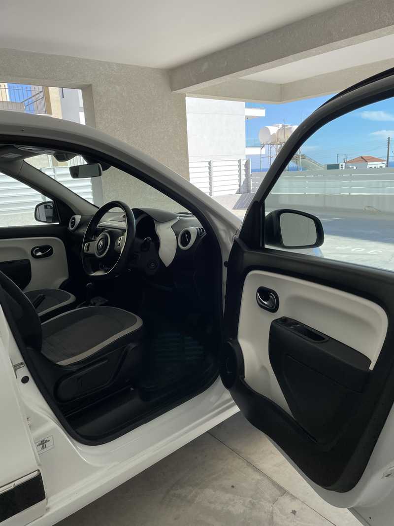 2017 Renault Twingo 0,9L 2017 Cyprus