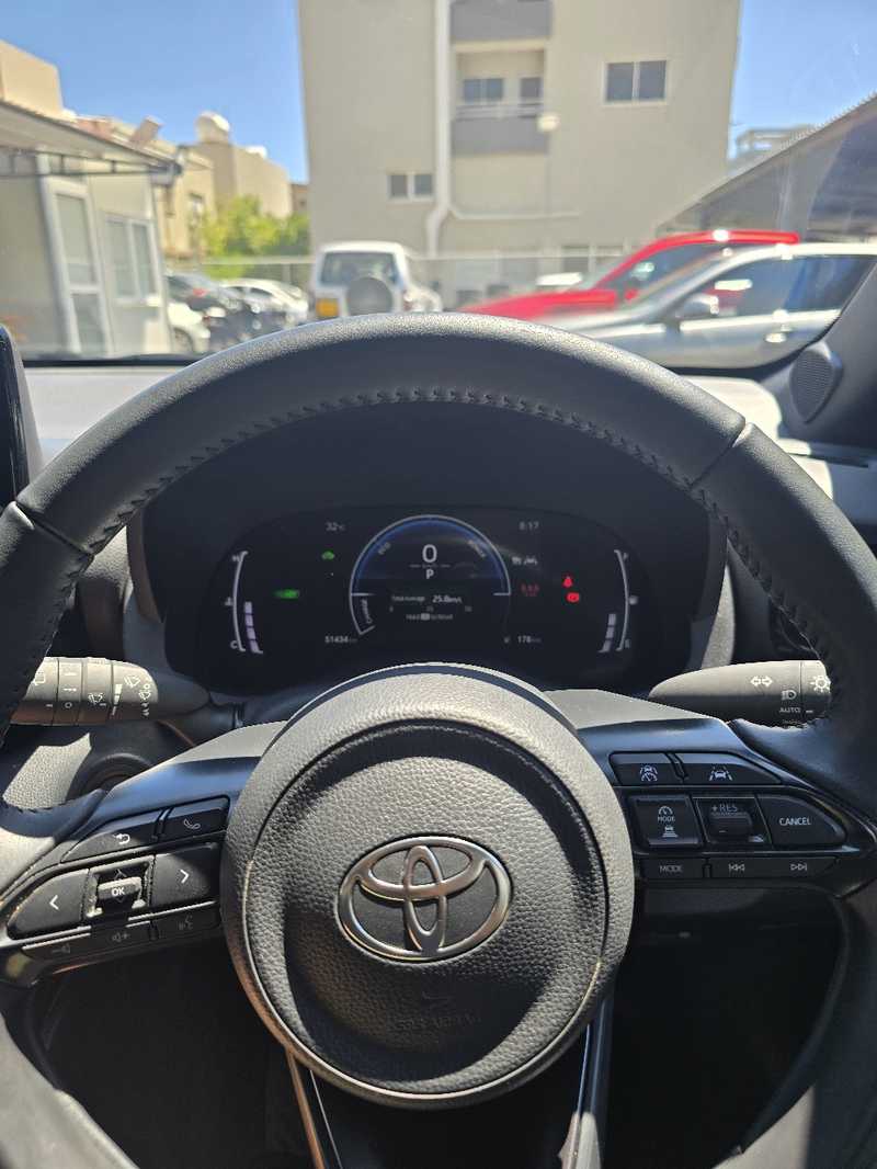 2024 Toyota Yaris 1,5L 2024 Cyprus