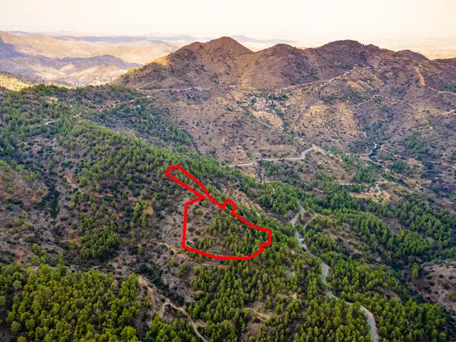 Agricultural Field 9700 m², Nicosia — Lazanias