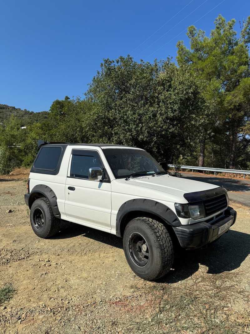 1992 Mitsubishi Pajero 2,5L 1992 Cyprus