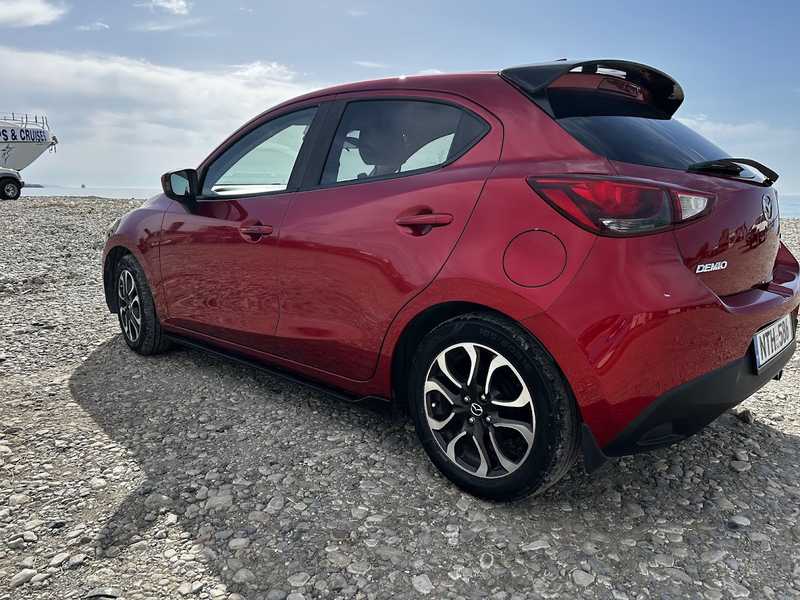 Mazda Demio 1,5L 2014