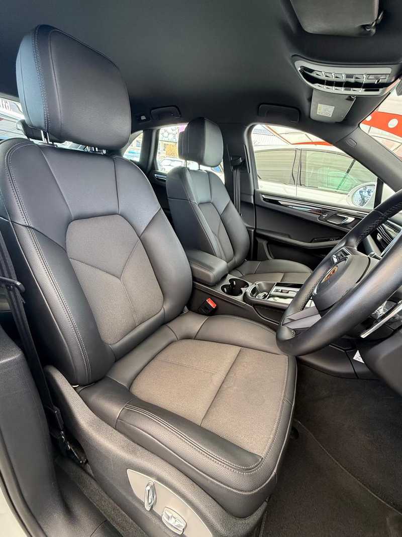 2022 Porsche Macan 2,9L 2022 Cyprus