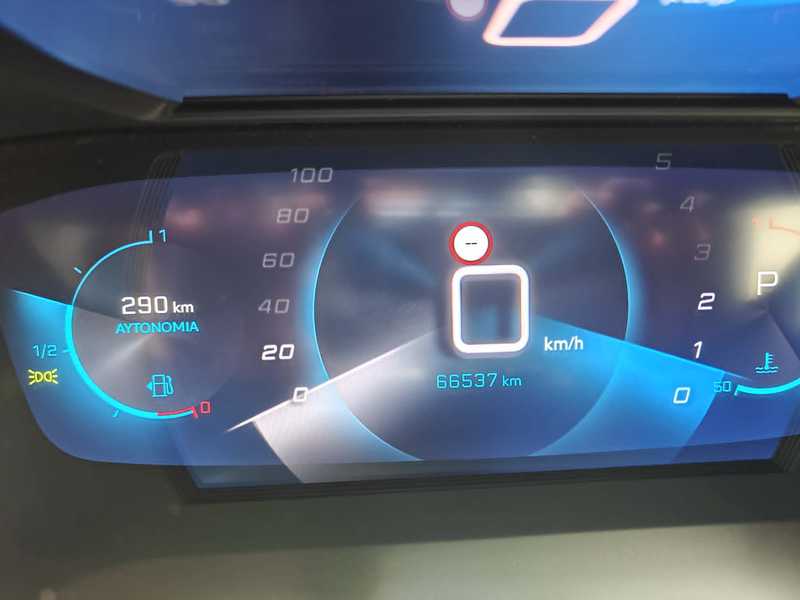 2022 Peugeot 2008 1,2L 2022 Cyprus