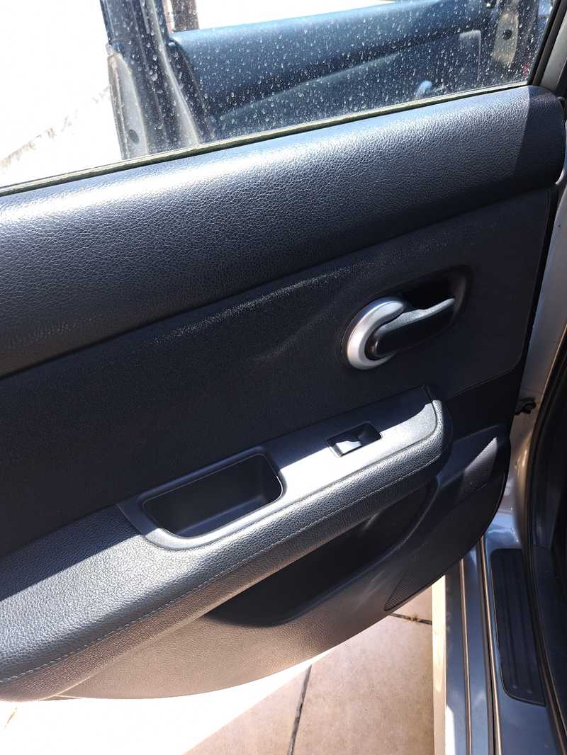 2011 Nissan Tiida 1,6L 2011 Cyprus