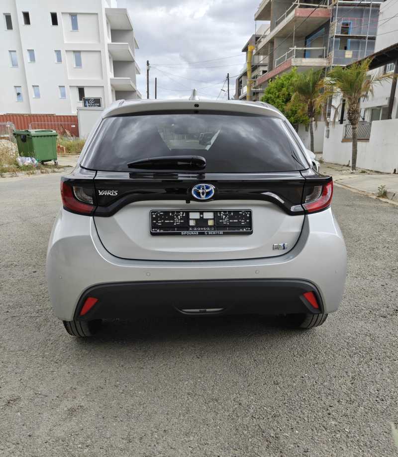 2022 Toyota Yaris 1,5L 2022 Cyprus