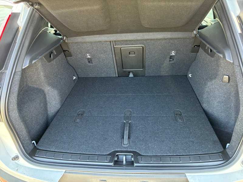 2022 Volvo XC40 2,0L 2022 Cyprus