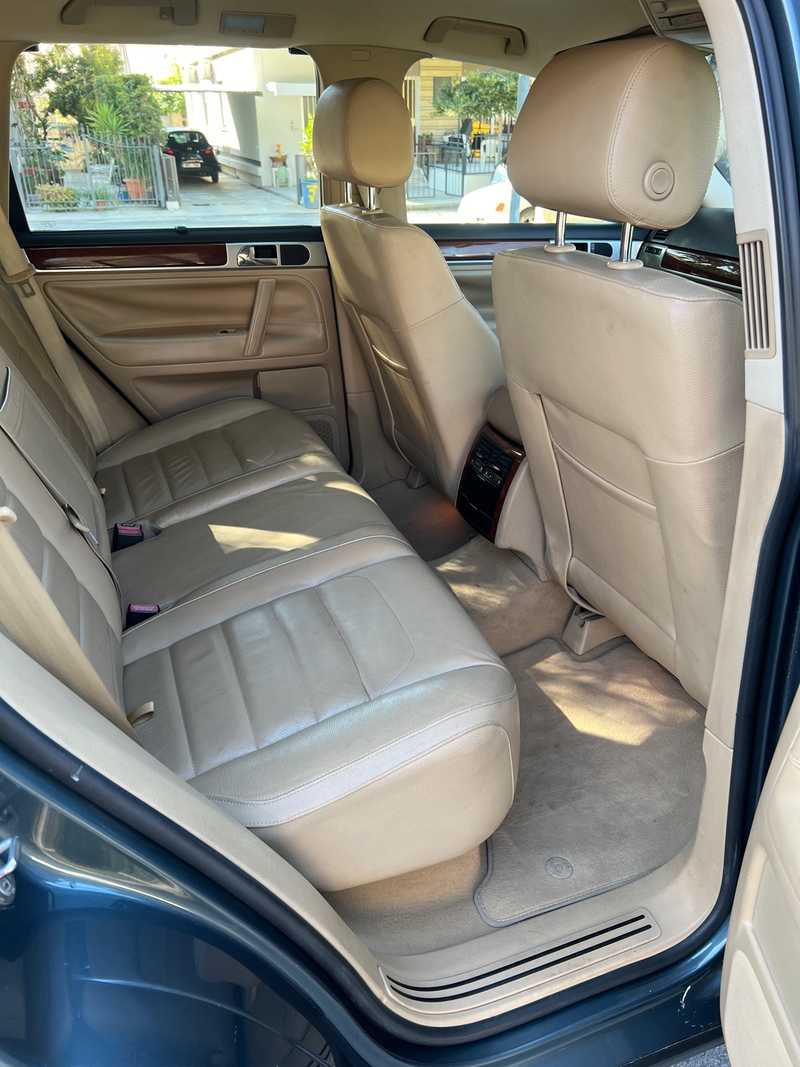 2008 Volkswagen Touareg 2,5L 2008 Cyprus