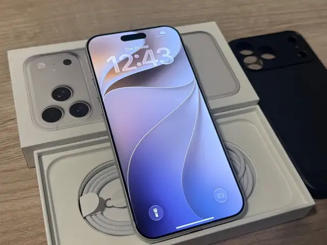 Iphone 17 pro max 256gb silver immaculate condition battery 96, Επαρχία Λευκωσίας — Στρόβολος - Σταυρός