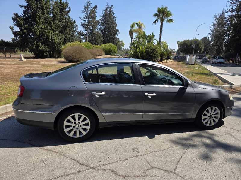 2005 Volkswagen Passat 1,6L 2005 Cyprus